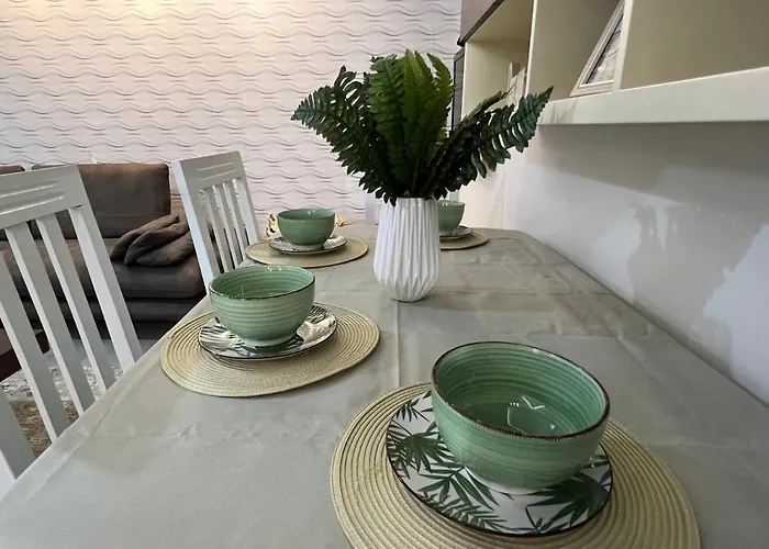Tirana Noemi Home